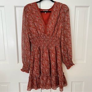 Romantic Red Print Boho Dress By Max Studio size Large V Neck